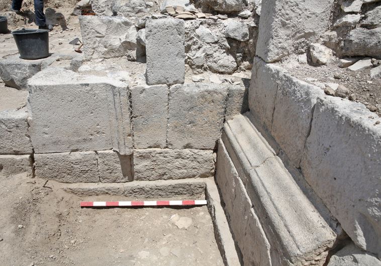 Excavations at Hippos reveal Roman buildings