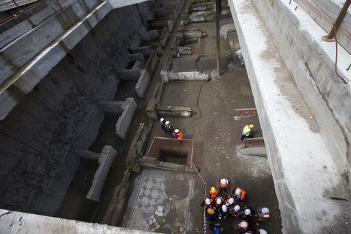 Ancient barracks and necropolis found during subway construction