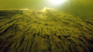 Underwater picture of the remains (by M. Popek)