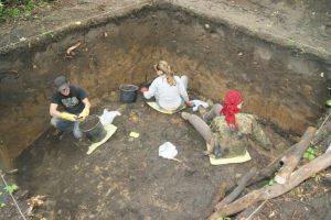 Excavations at the site (by M. Przysiężna-Pizarska)