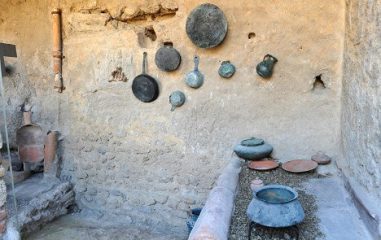 Restored ancient Roman kitchen on display in Pompeii