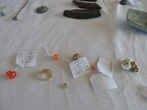 Small finds from the site (by Popular Archaeology)