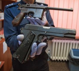 Two World War II guns found by construction workers
