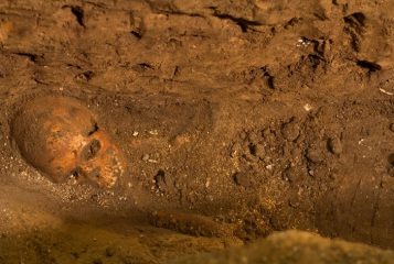 Graves of early colonists of North America discovered