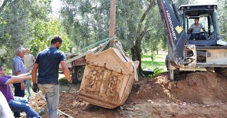 Another discovery of a sarcophagus in İznik