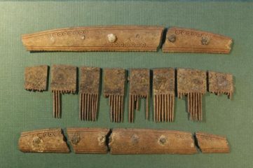 Comb with runic writing unearthed