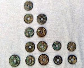 Tonnes of coins discovered under house